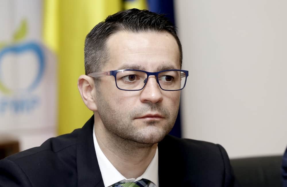 Premierul Dăncilă, sesizat cu privire la cheltuirea abuzivă a banilor publici în comuna Bogdan Vodă